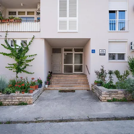 Apartment Paloma Zadar