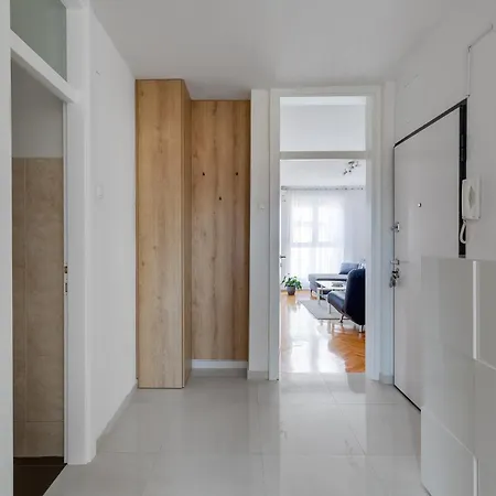 Paloma Apartment